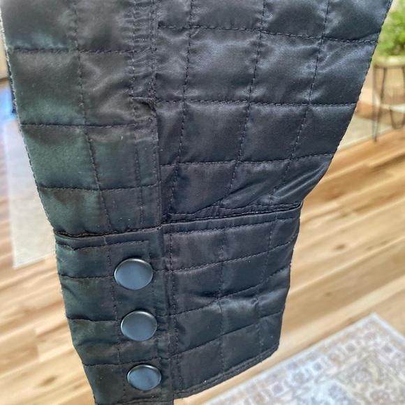 GAP Womens quilted black Jacket size Medium - Picture 6 of 11